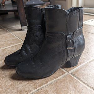Blondo Black Leather Waterproof Ankle Boots